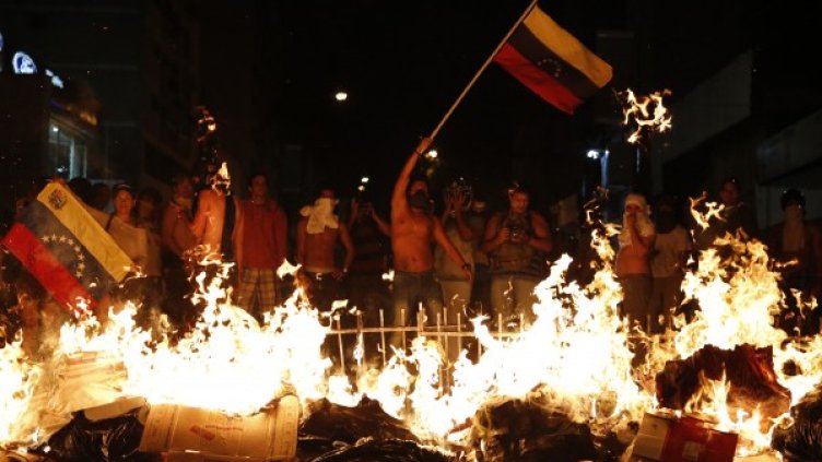 Протестът в Каракас. Снимка: архив Ройтерс