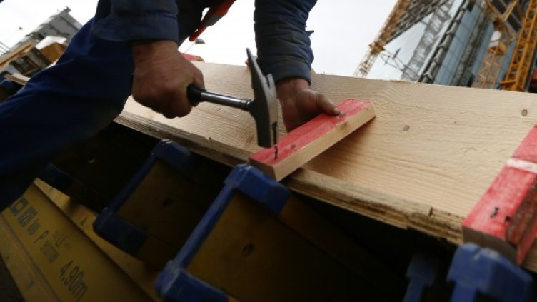 Най-малко персонал планират да наемат в строителството. Снимка: архив, Ройтерс