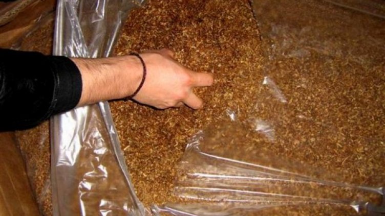 Част от заловения нарязан тютюн. Снимка: Агенция "Митници"