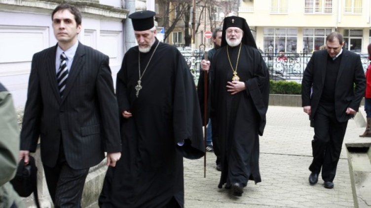 Русенските епархийски наместници избират русенски митрополит. Снимка: БТА