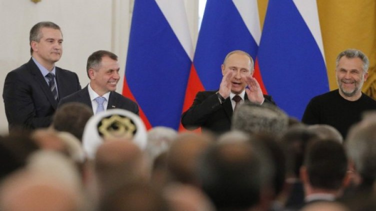 Сергей Аксьонов, Владимир Константинов, Владимир Путин и Алексей Чалий. Снимка: Reuters