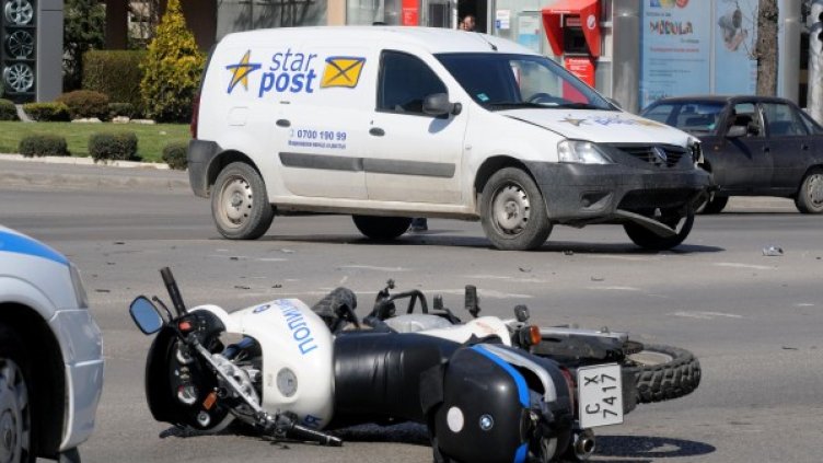 Полицай от "Сигма" катастрофира с мотора си