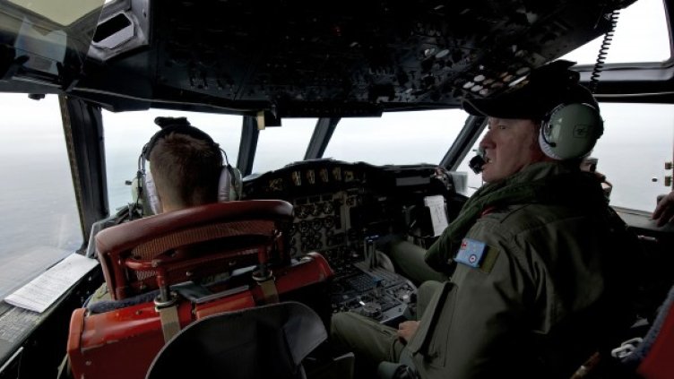 Издирването на изчезналия самолет продължава. Снимка: БТА