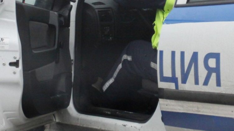 Мъж отвлече младеж заради финансови спорове с майка му