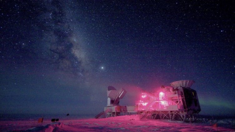 Телескопът на Южния полюс. Снимка: Reuters