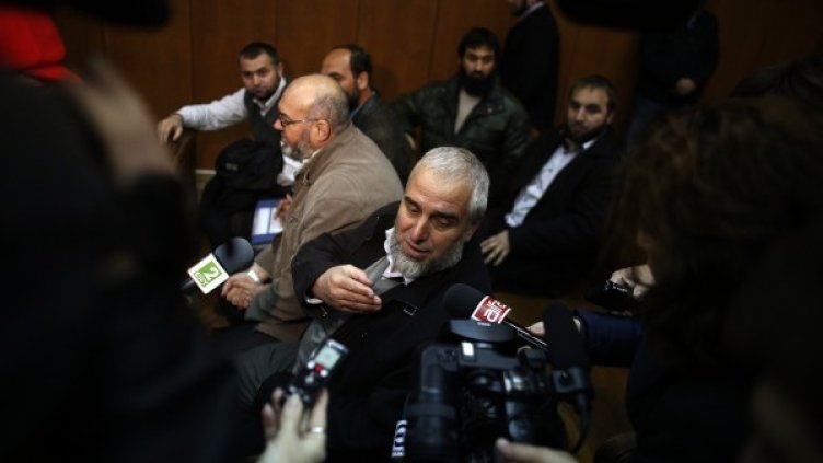 Част от подсъдимите имами. Снимка: архив, Reuters