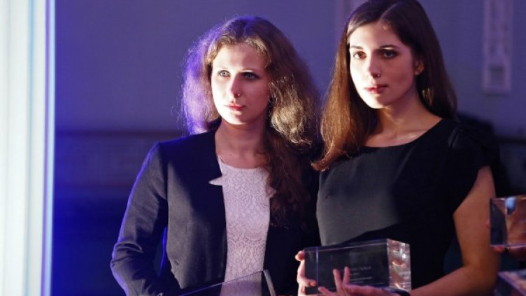 Мария Альохина и Надежда Толоконникова. Снимка: архив, Reuters