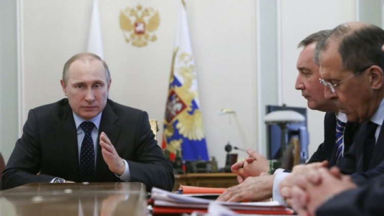 Владимир Путин на съвещанието с руския кабинет. Снимка: Reuters