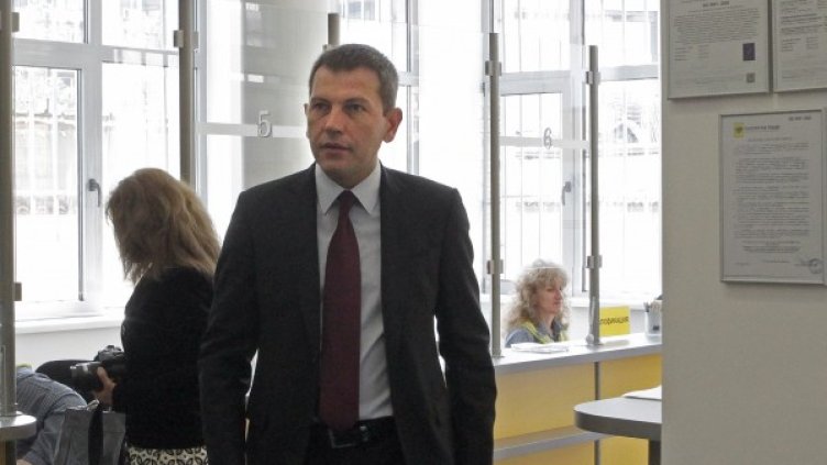 Зам.-министър Георги Тодоров при откриването на реконструирания офис на Лъвов мост. Снимка БТА