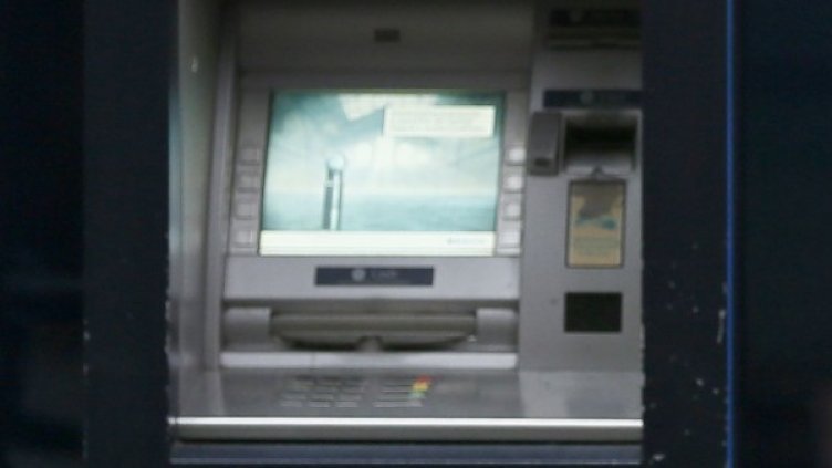 Банкомат. Снимка Reuters