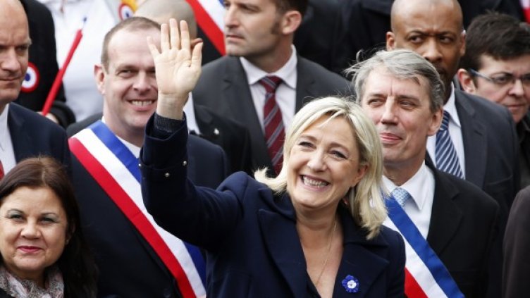 Лидерът на „Национален фронт“ Марин льо Пен