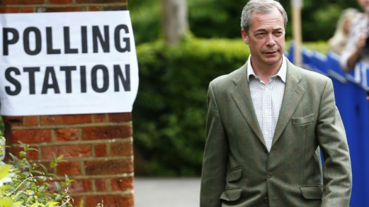 Найджъл Фараж отива да гласува. Снимка: Reuters