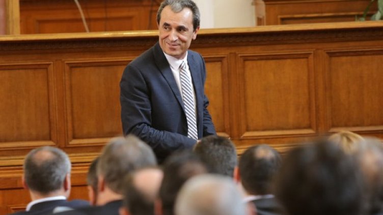 Премиерът следи ситуацията след труса, зове за спокойствие 