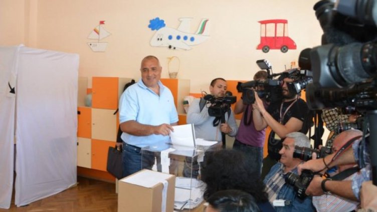 Бойко Борисов грасува в Банкя.  Снимка: Facebook