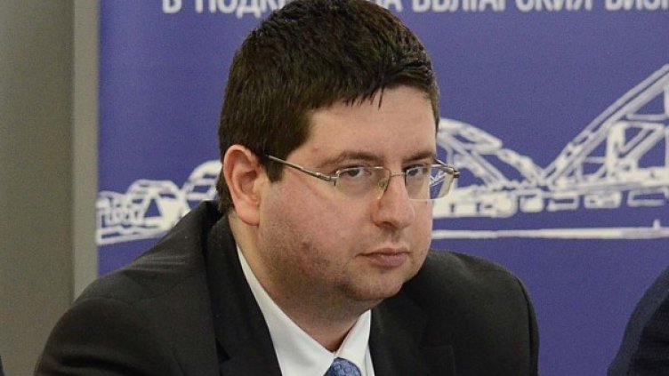 Петър Чобанов. Снимка: БТА, архив