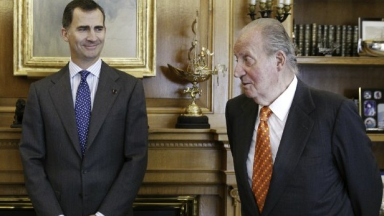 Принц Фелипе и крал Хуан Карлос. Снимка: архив, Reuters