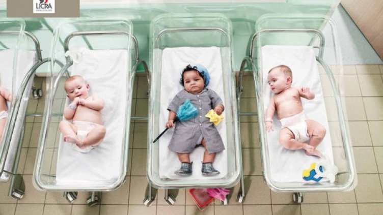 Снимка: Advertising Agency: Publicis Conseil, Paris, France