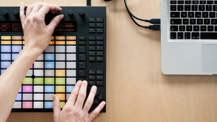 Наградата. Снимка: Д2