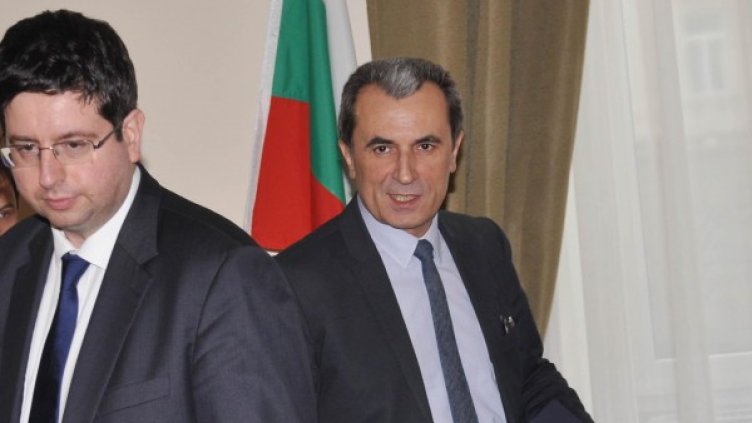 Петър Чобанов и Пламен Орешарски подкрепиха БНБ. Снимка: архив, БулФото