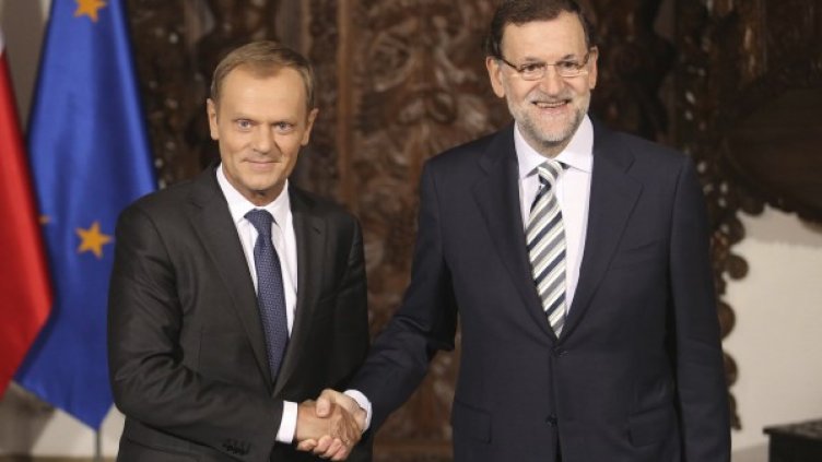 Доналд Туск (л) и Мариано Рахой. Снимка: Ройтерс