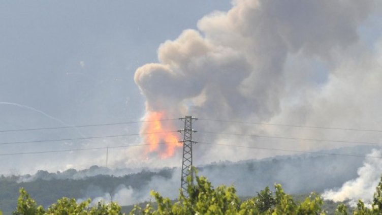 Взривовете край "Петолъчката". Снимка архив, Булфото