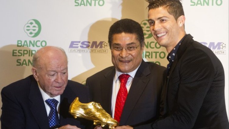 Ди Стефано с Еузебио и Кристиано Роналдо. Снимка: Reuters