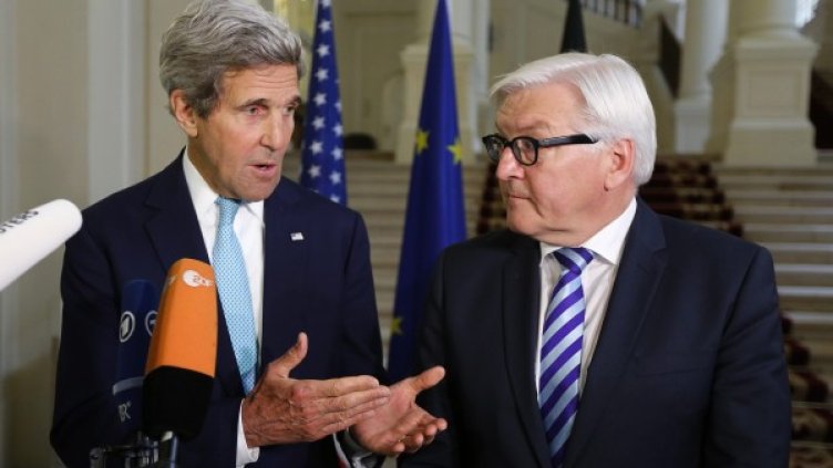 Джон Кери (л) и Франк-Валтер Щайнмайер Снимка: Reuters