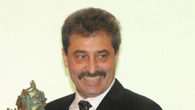 Цветан Василев. Снимка: Булфото, архив