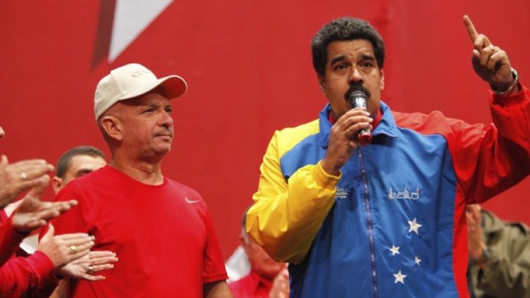 Генерал Уго Кархавал и президентът на Венецуела Николас Мадуро, Снимка: Reuters