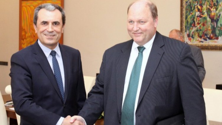 Пламен Орешарски и Дани Родерик. Снимка: БТА