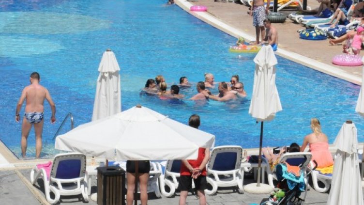 Хотелиерите в Слънчев бряг искат решение на дългогодишни проблеми пред туризма. Снимка: Булфото, архив