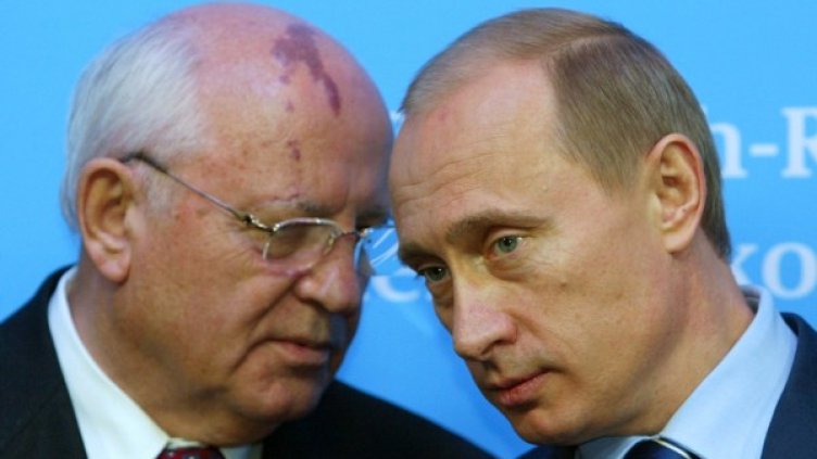 Михаил Горбачов и Владимир Путин. Снимка: архив, Reuters