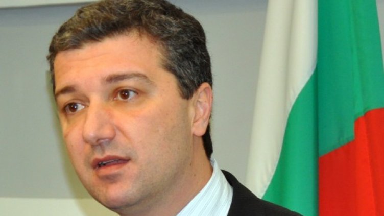 Бившият икономически министър Драгомир Стойнев. Снимка: архив, БТА