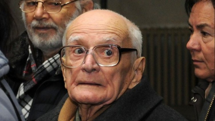 Валери Петров. Снимка: Булфото, архив