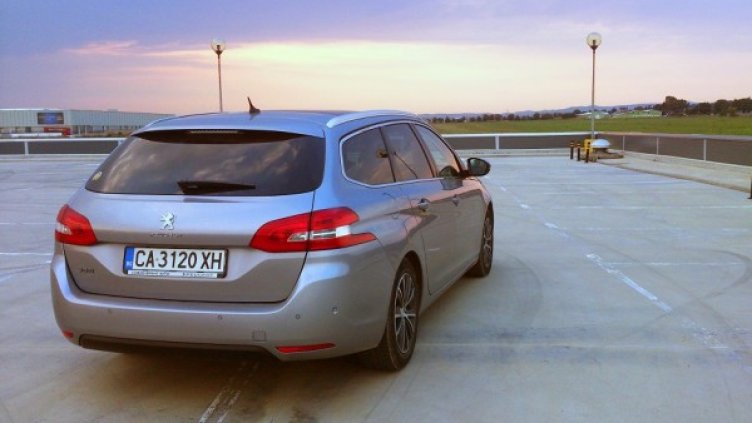 Снимки: Automedia.bg