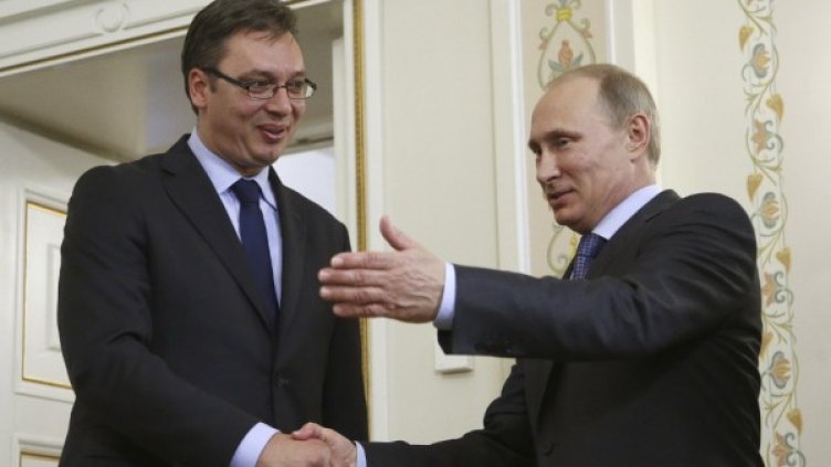 Александър Вучич и Владимир Путин. Снимка: архив, Reuters