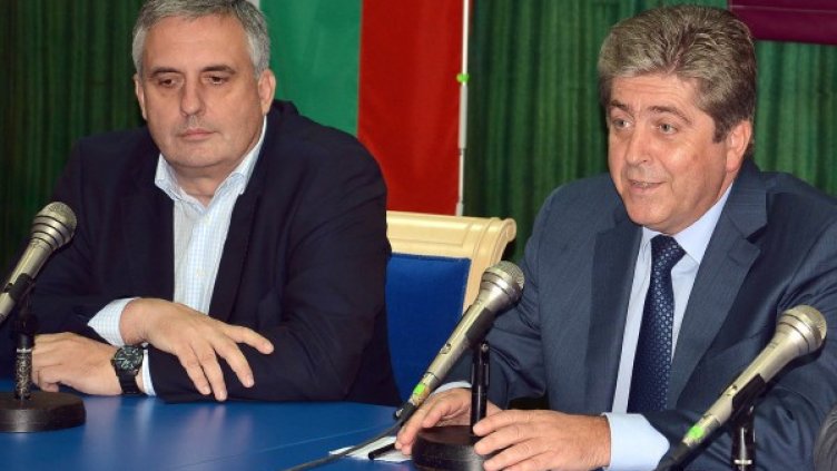 Георги Първанов и Ивайло Калфин във Варна. Снимка: БТА