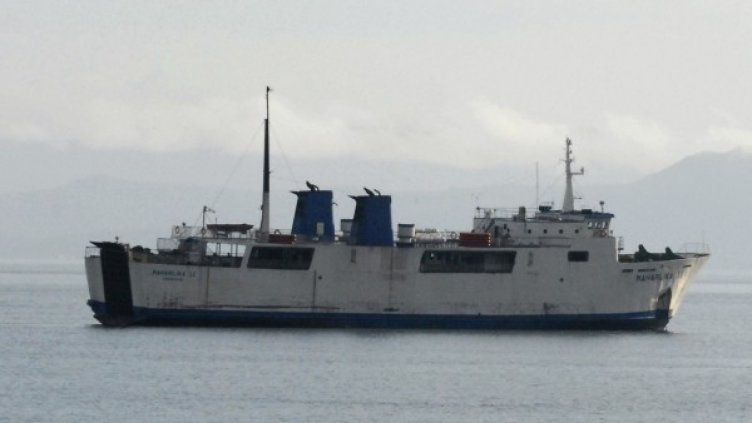 Фериботът. Снимка: Reuters