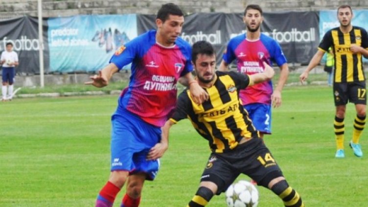 Ботев Пловдив вкара четири на Локо Мездра