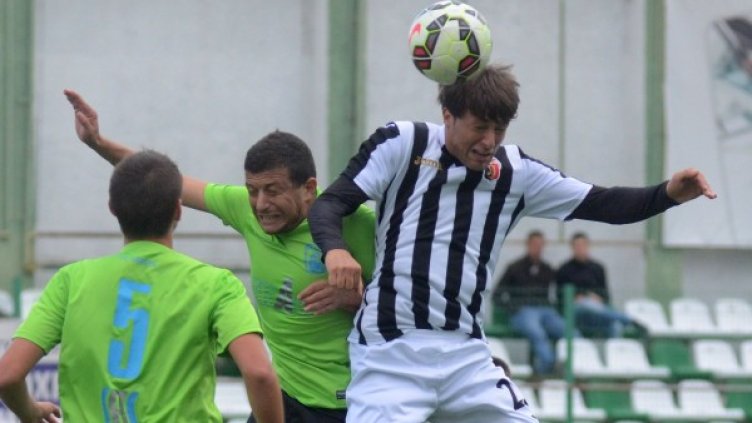 Локо Пловдив също продължава напред за Купата