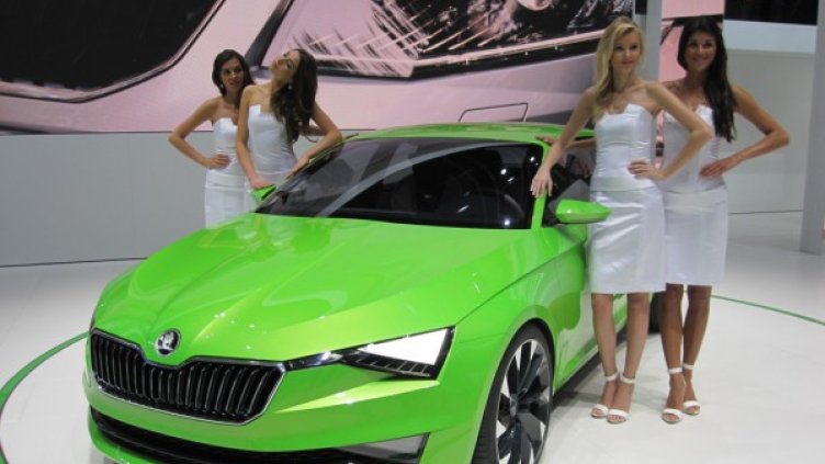 Концепцията VisionC на тазгодишното изложение в Женева. Снимки: Automedia.bg