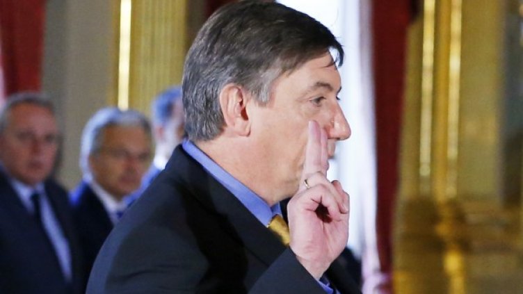 Ян Ямбон полага клетва. Снимка: Reuters