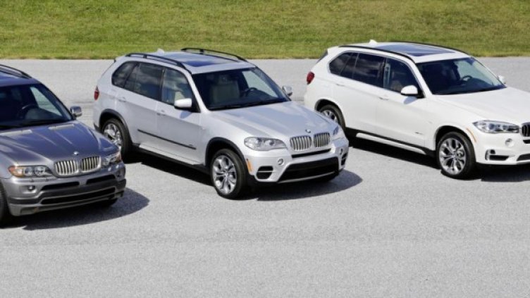 Трите поколения на X5. Снимкa: BMW