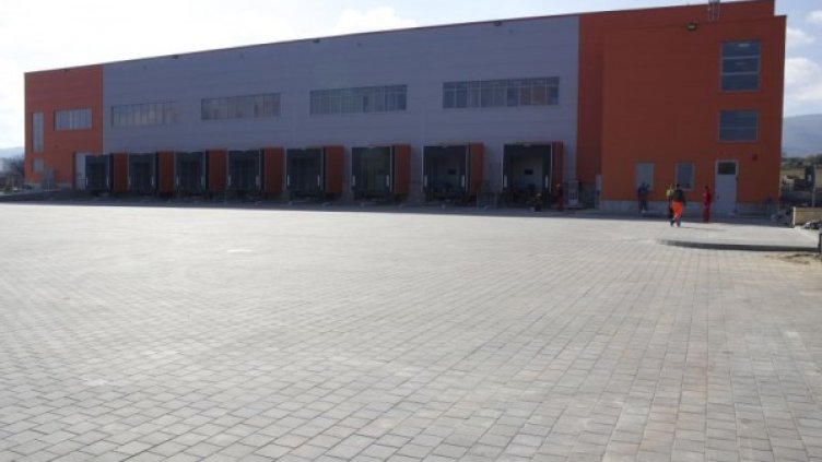 Снимка: East Ring