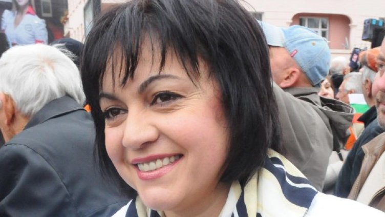 Корнелия Нинова. Снимка: архив, БулФото