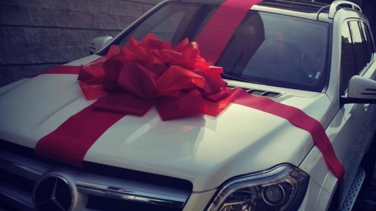 Джипът, който Валери подари на Николета. Снимка: Facebook