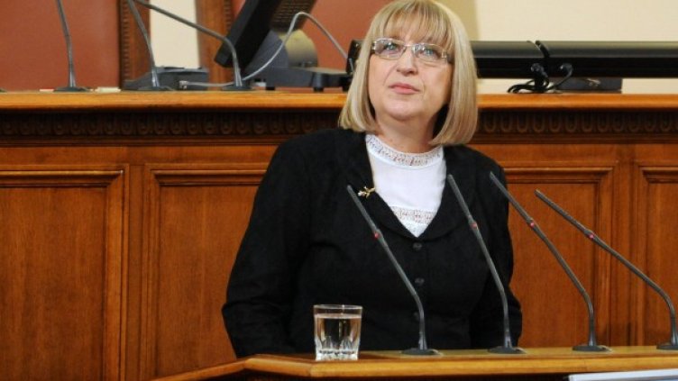 Цецка Цачева. Снимка: БулФото, архив