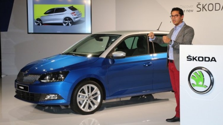 Маван Киат и новата Fabia при премиерата на модела в Португалия. Снимка: Skoda