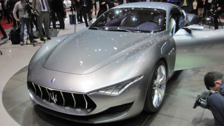 Концепцията Maserati Alfieri при премиерата си в Женева. Снимка: Automedia.bg