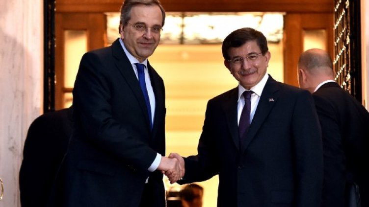 Срещата между Андонис Самарас и Ахмет Давутоглу. Снимка БТА